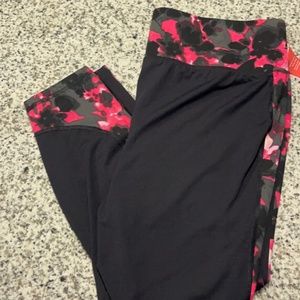 livi size 18/20 leggings